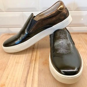 Johnston & Murphy Ladies Slip-On Loafer